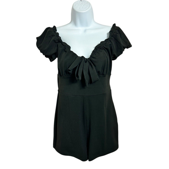 Shein Black Romper Shorts Sz Small Off the Shoulder Front Tie 2.5" Inseam - Picture 4 of 4